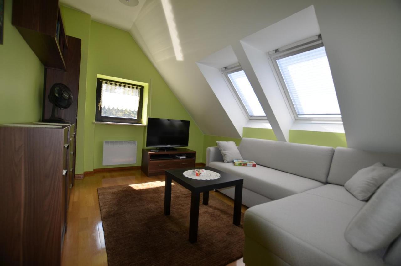 Dom Wakacyjny Jaski Trzcianka Bagian luar foto